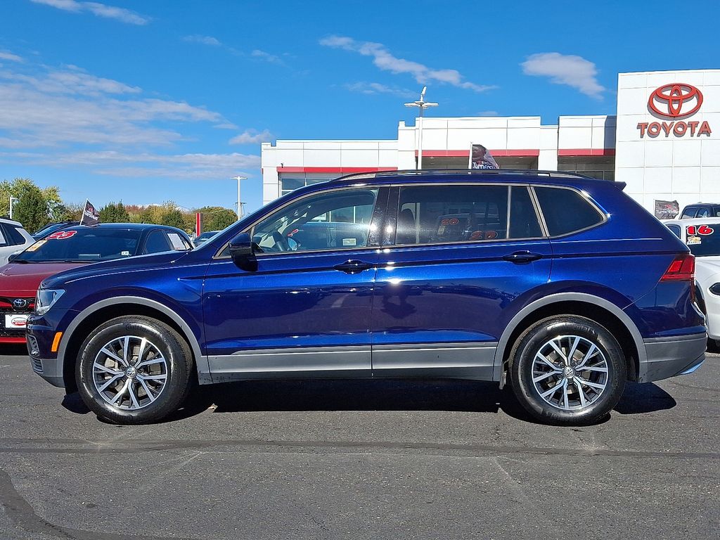 Thumbnail: 2021 Volkswagen Tiguan - 7