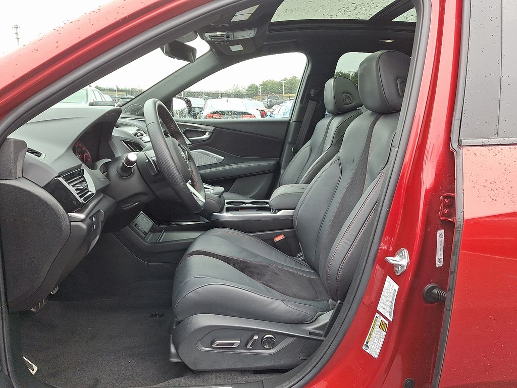 Thumbnail: 2025 Acura RDX - 14