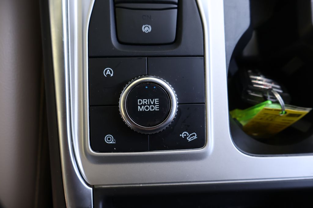 Thumbnail: 2024 Ford Explorer - 21