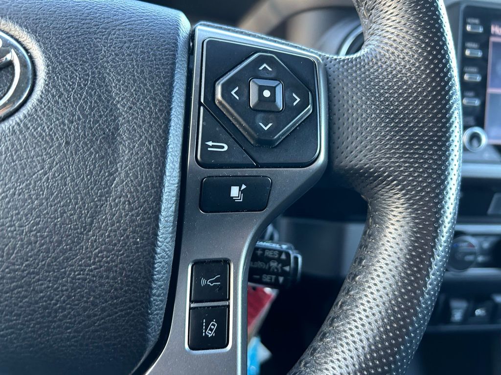 Thumbnail: 2021 Toyota Tacoma - 19