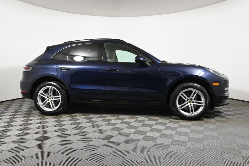 Thumbnail: 2019 Porsche Macan - 8