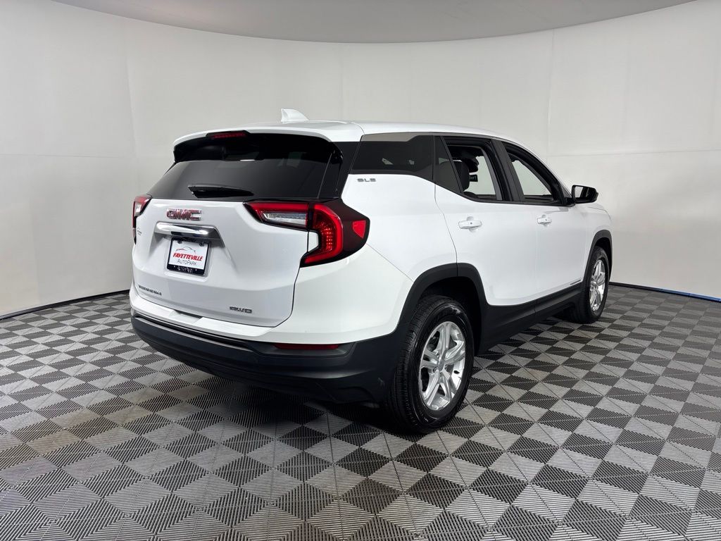 Thumbnail: 2024 GMC Terrain - 16