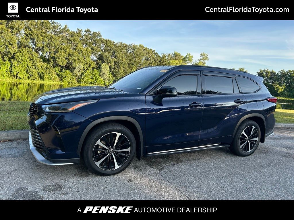 Thumbnail: 2021 Toyota Highlander - 1