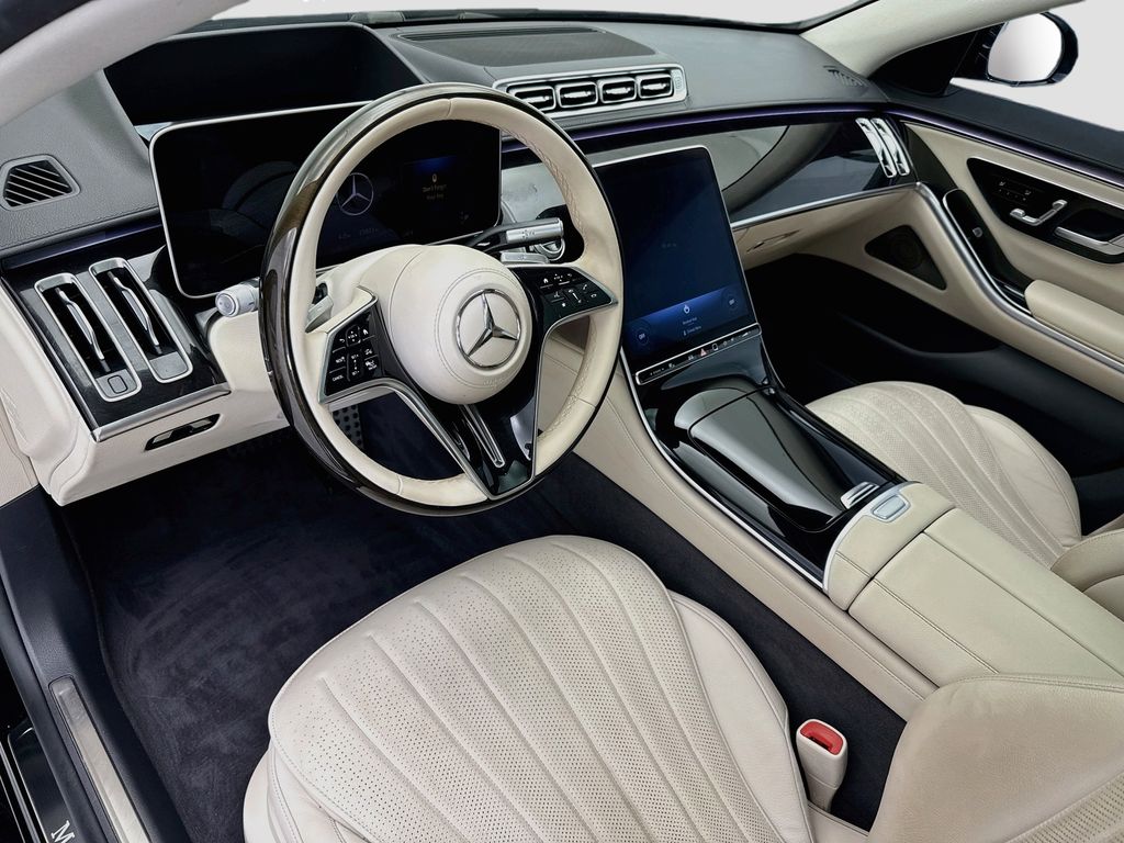 Thumbnail: 2023 Mercedes-Benz S-Class - 9