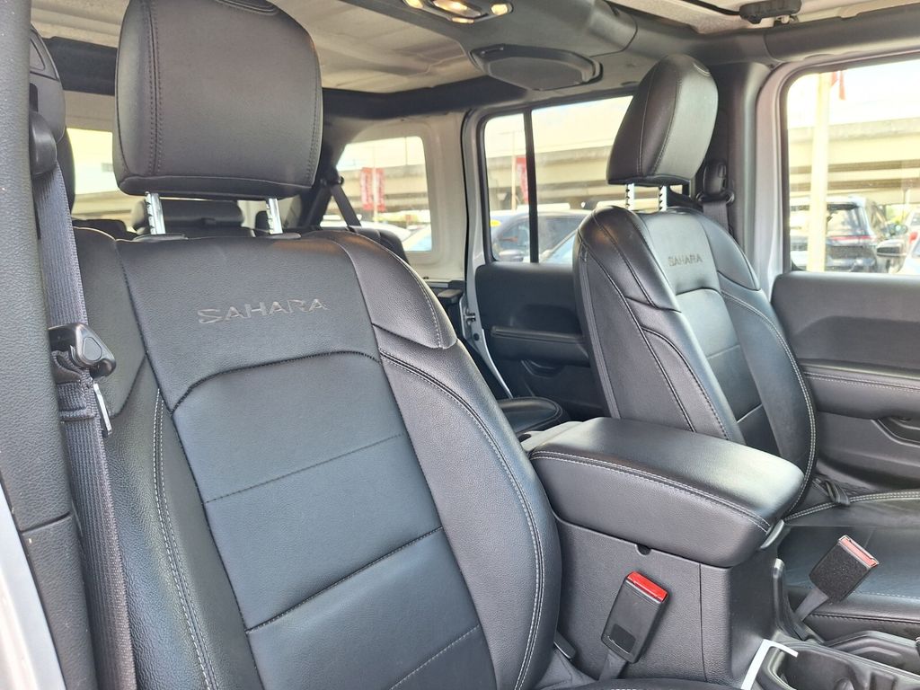 Used 2023 Jeep Wrangler SUV
