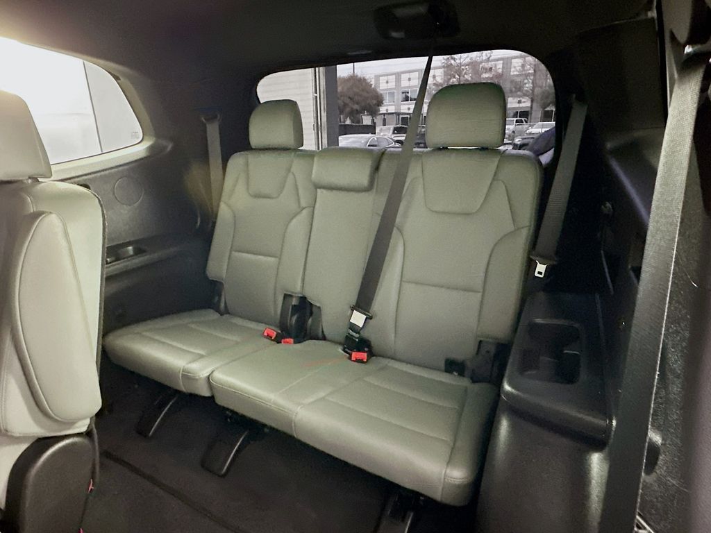 Thumbnail: 2023 Kia Telluride - 29