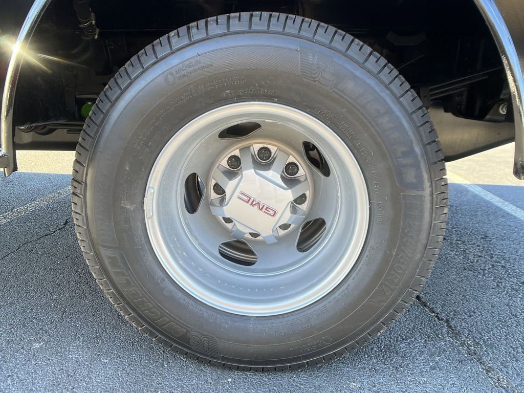 new 2025 GMC Sierra 3500HD car, priced at $55,218