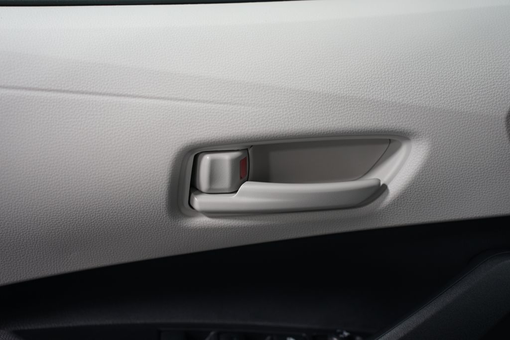 Thumbnail: 2025 Toyota Corolla - 30