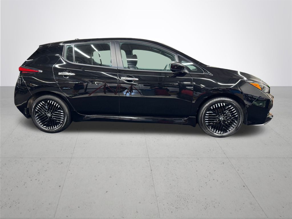 2024 Nissan Leaf SV Plus