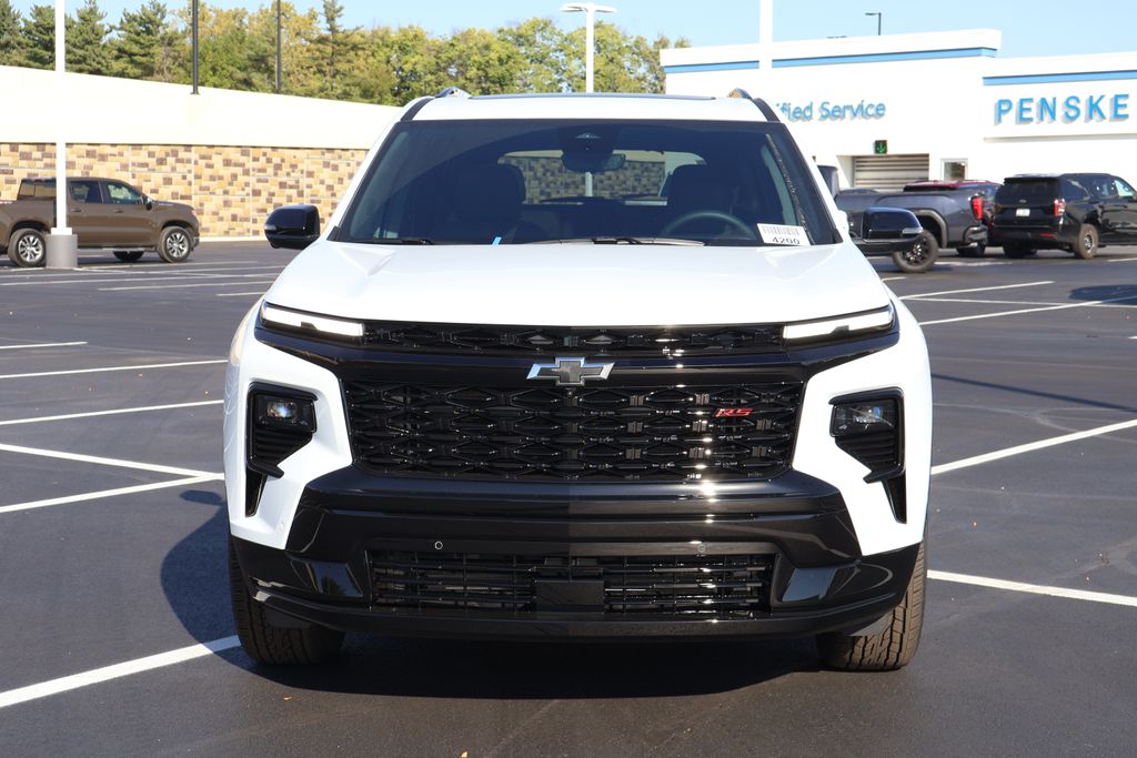 Thumbnail: 2026 Chevrolet Traverse - 2