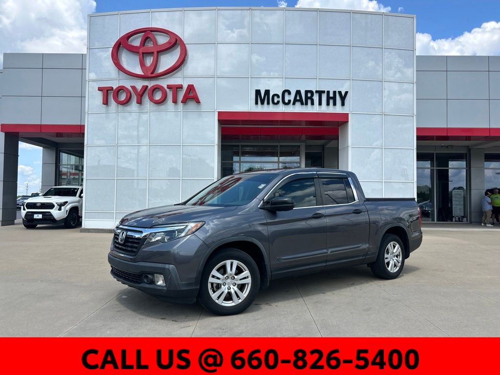 Gray (Modern Steel Metallic) 2019 Honda Ridgeline Pickup Truck Front-Wheel Drive 6-Speed Automatic