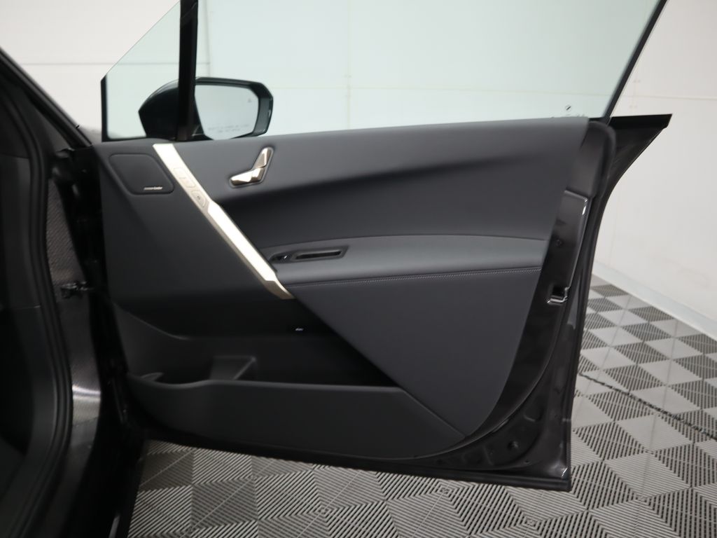 2025 BMW iX xDrive50 26