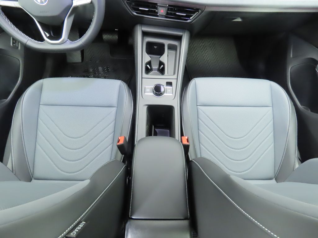 Thumbnail: 2026 Volkswagen Tiguan - 16