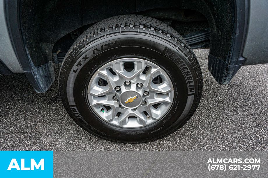 Used 2026 Gray Chevrolet LTZ image 17