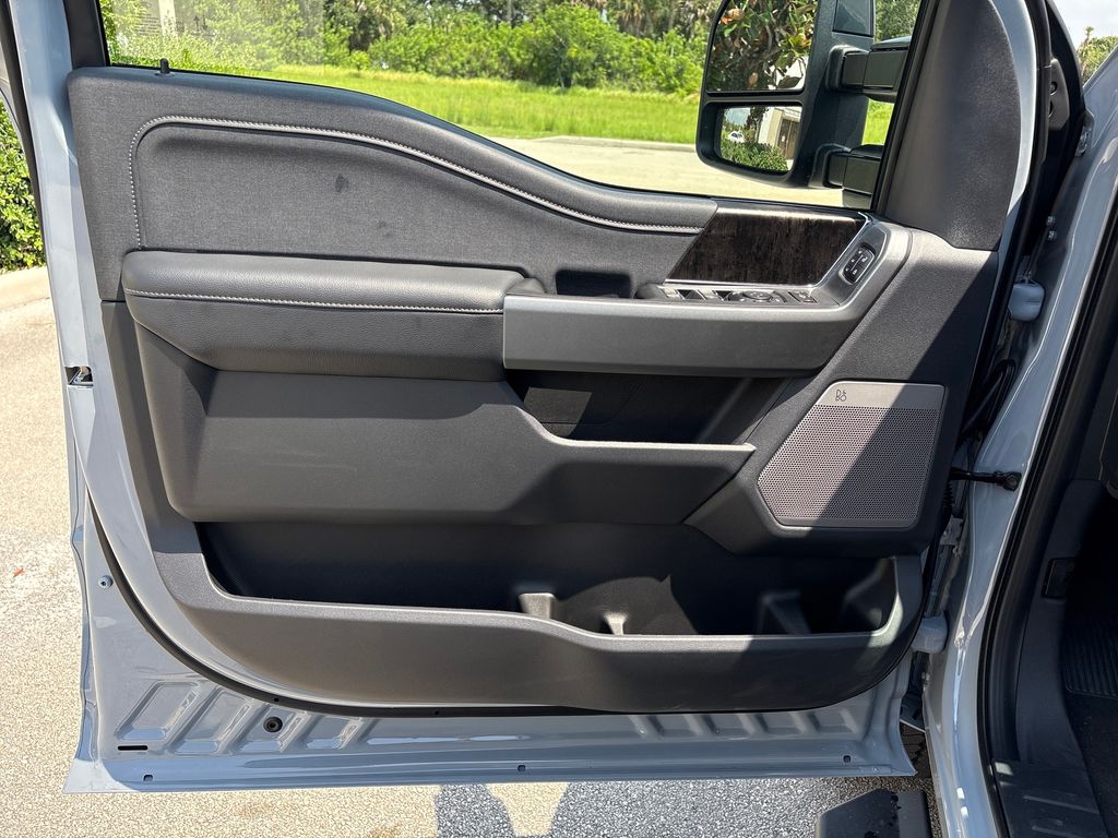 New 2026 Gray Ford Lariat image 24