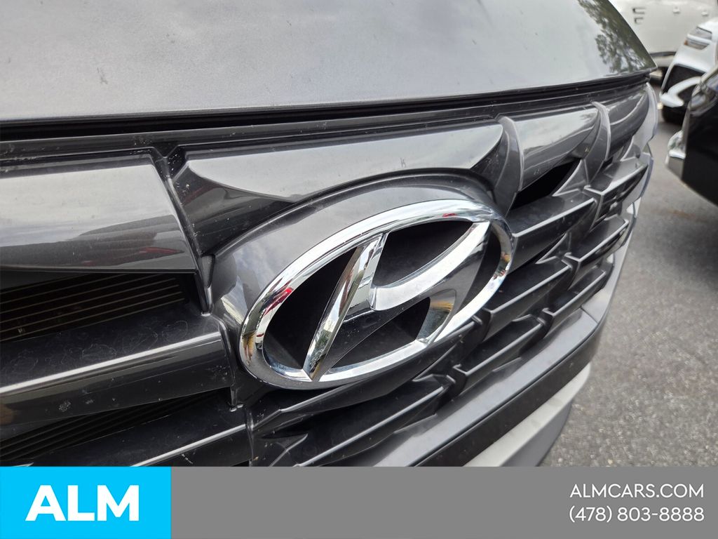 Used 2023 Gray Hyundai SEL image 25
