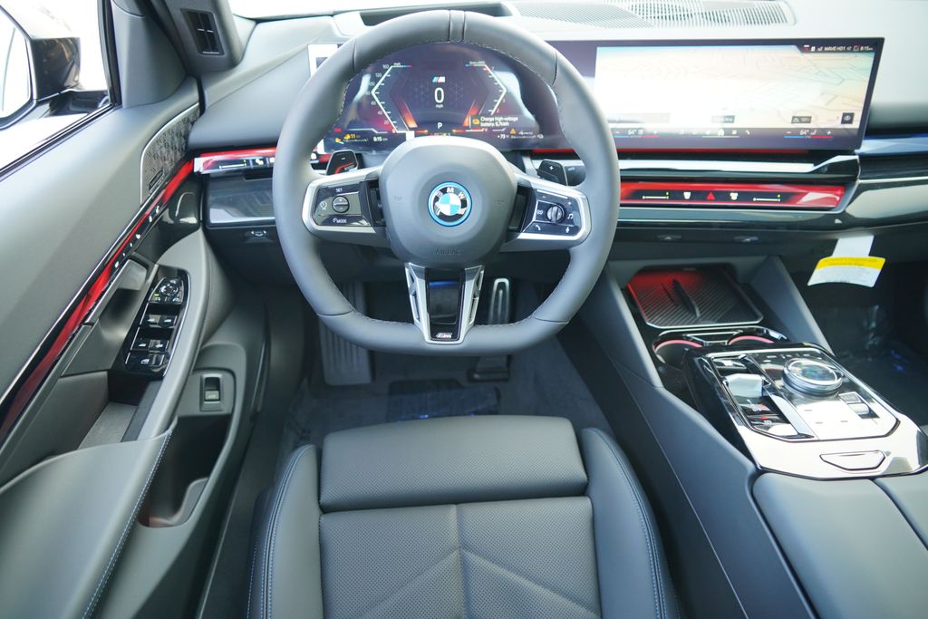 Thumbnail: 2027 BMW 5 Series - 18