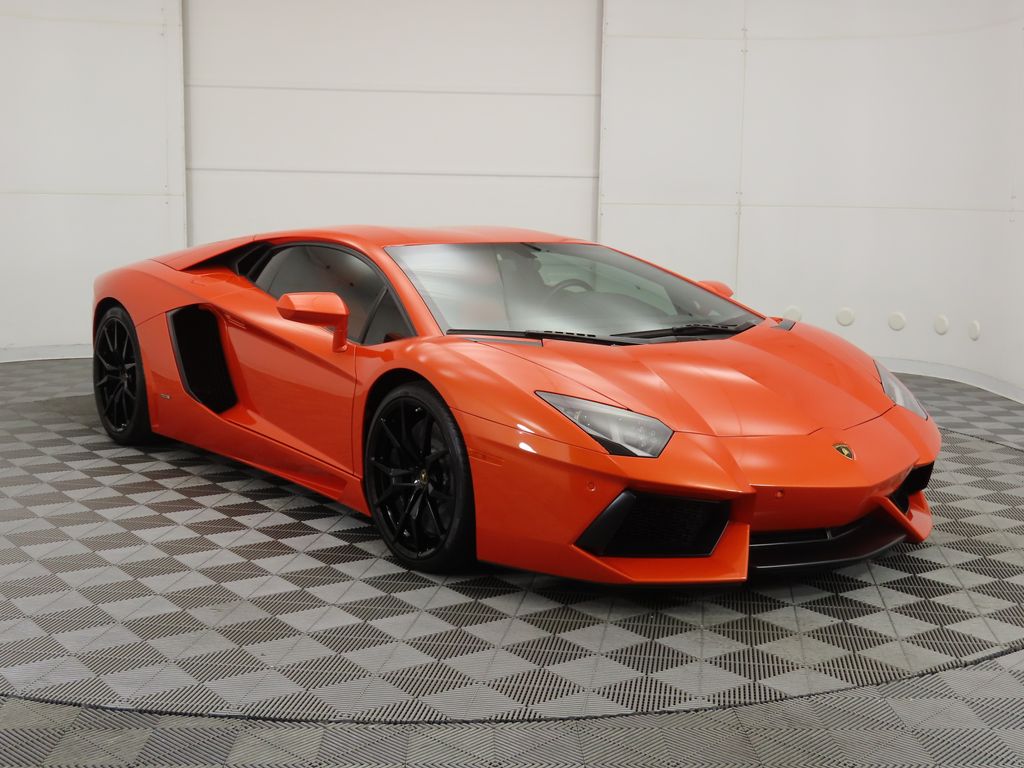 2013 Lamborghini Aventador LP700 3