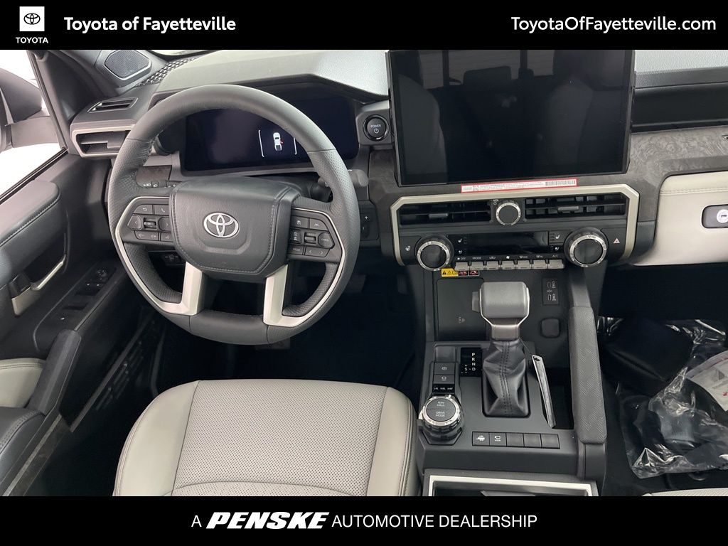 2025 Toyota Tacoma Limited 5