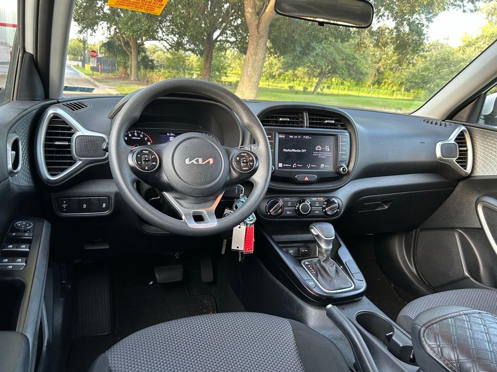 Thumbnail: 2022 Kia Soul - 12