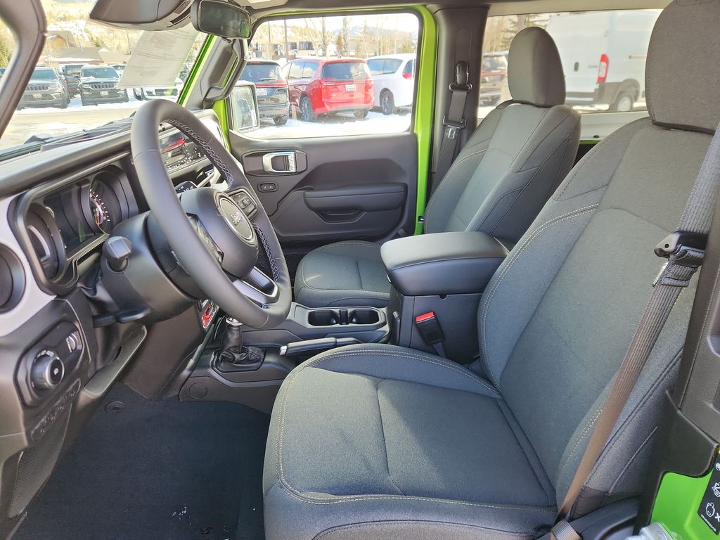2026 Jeep Wrangler 2-Door Willys - Photo 9
