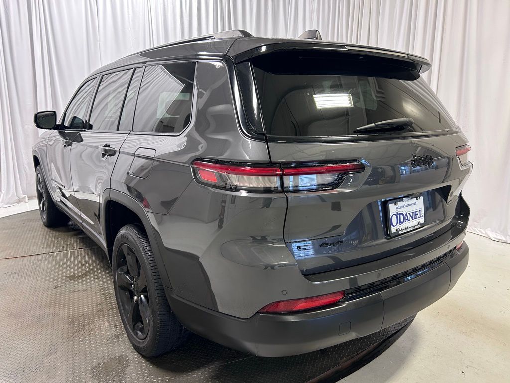 used 2022 Jeep Grand Cherokee L car, priced at $32,899