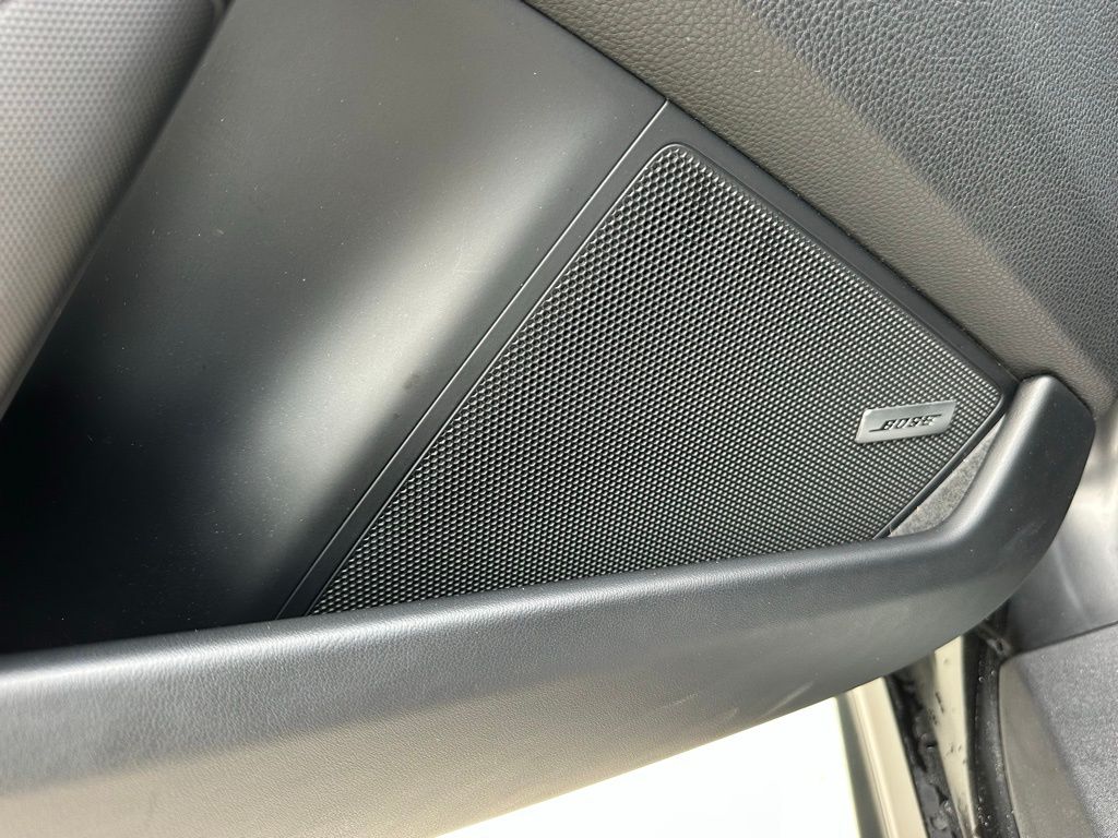 Thumbnail: 2025 Porsche 911 - 24