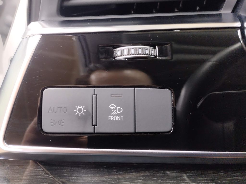 2024 Audi Q7 55 Premium Plus
