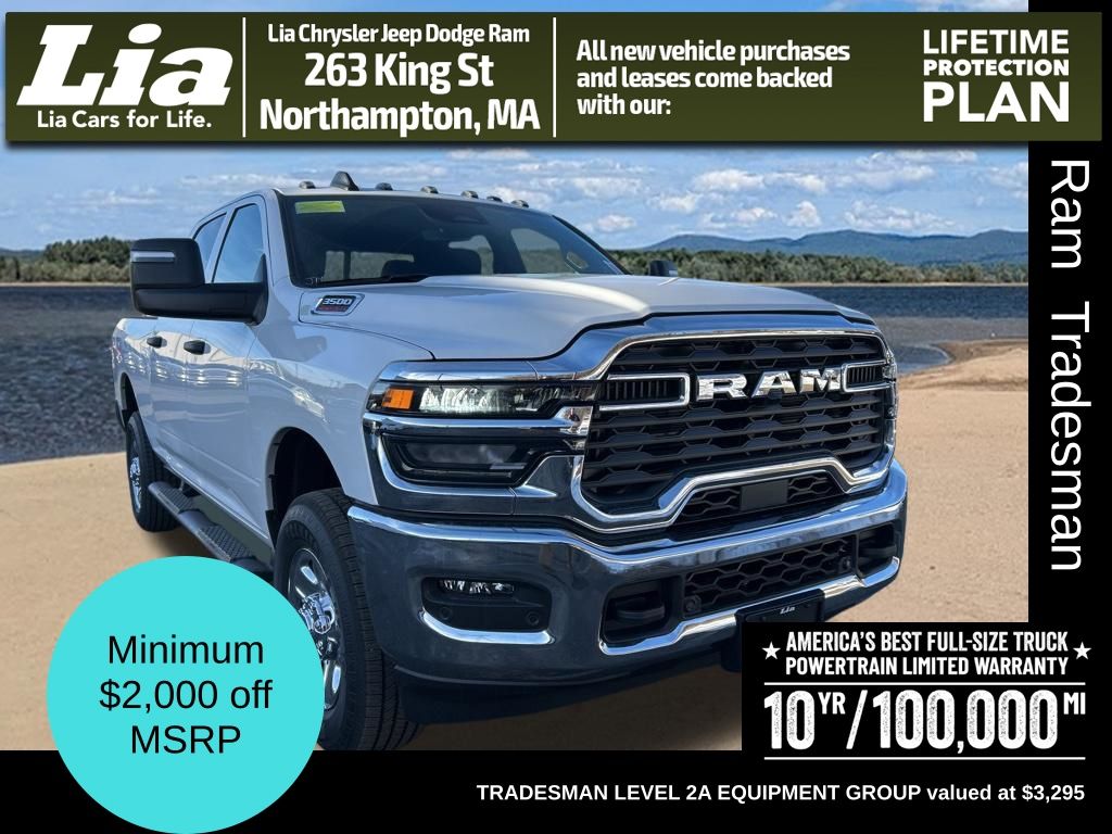 Bright White Clearcoat 2026 RAM 3500 Pickup Truck Four-Wheel Drive 8-Speed Automatic