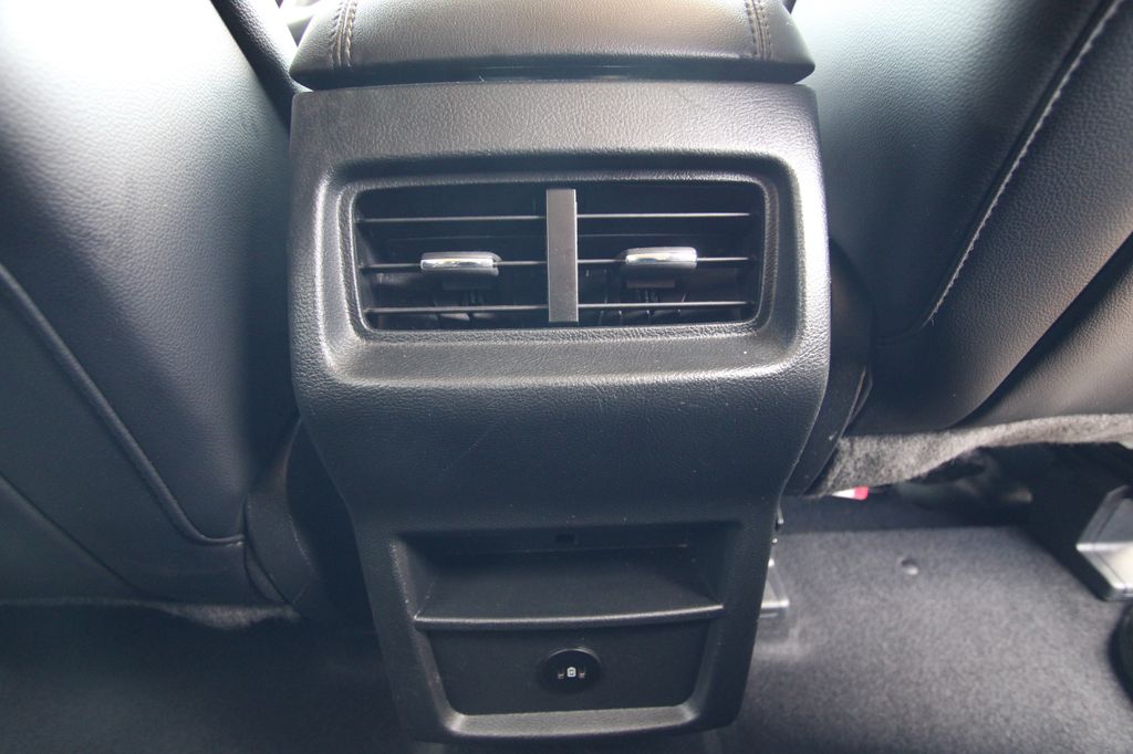 Used 2024 Ford Edge SUV