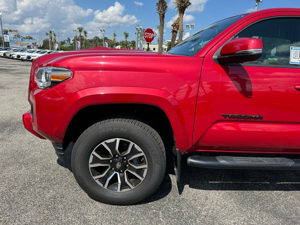 2021 Toyota Tacoma TRD Sport 11