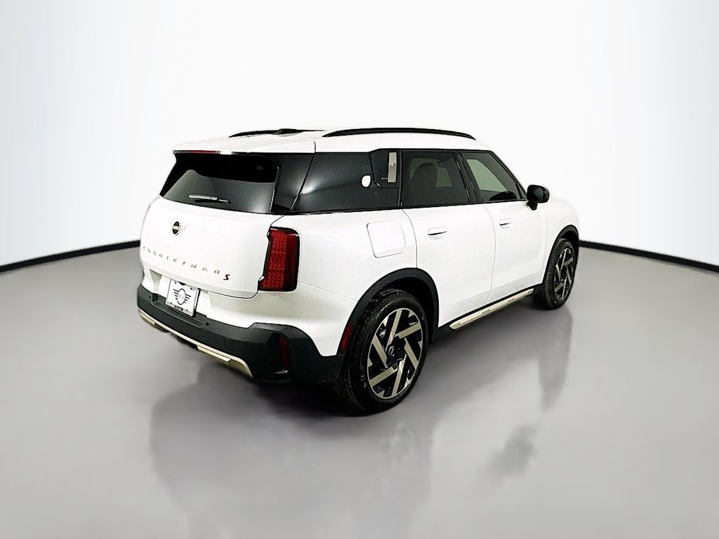 2025 MINI Cooper Countryman Base 5