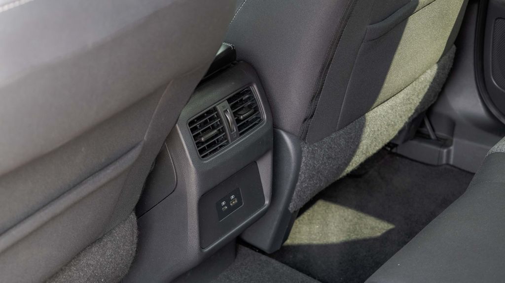 Used 2022 Nissan Rogue SV 4D Sport Utility