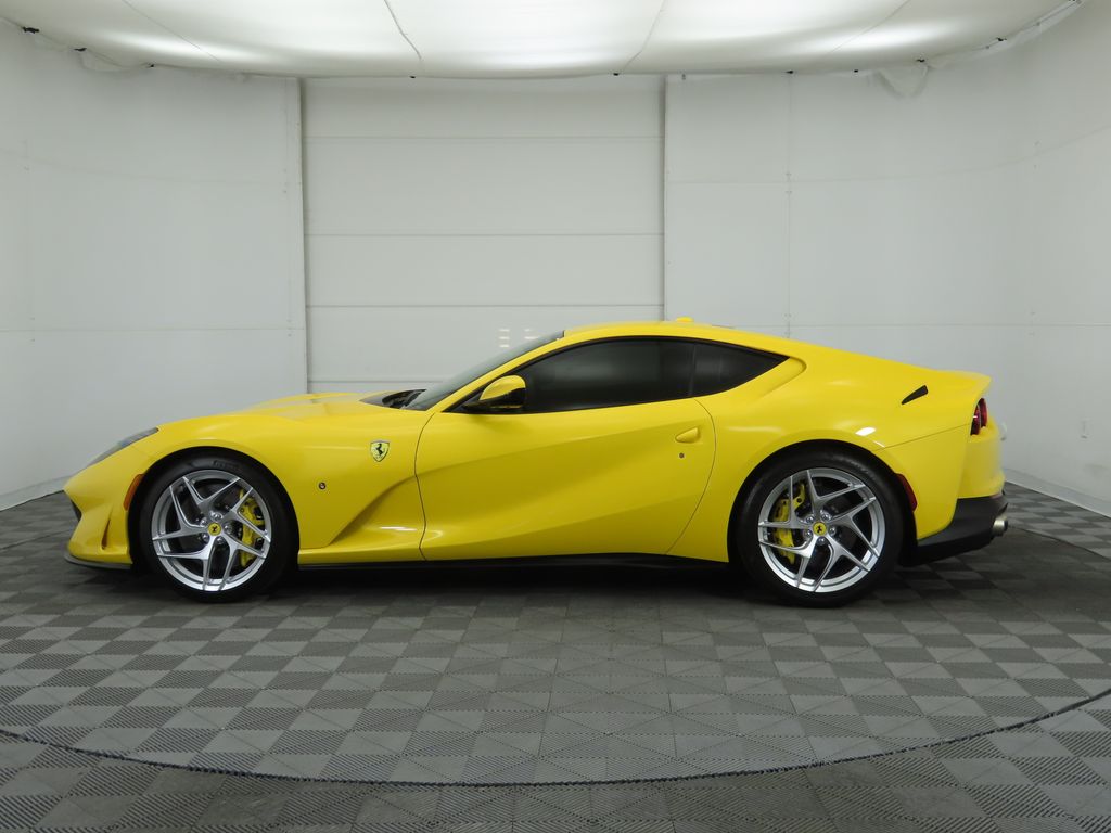 2019 Ferrari 812 Superfast 8