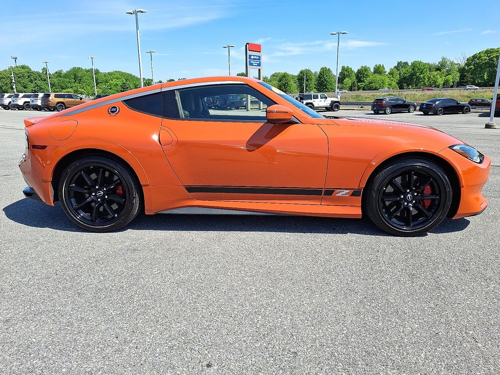 2024 Nissan Z — photo 8