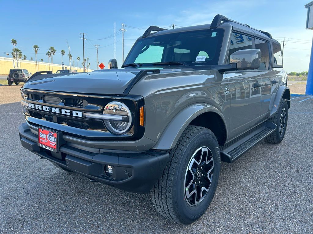 New 2026 Gray Ford Outer Banks image 3