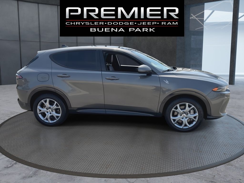 Used 2024 Gray Dodge R/T Plus image 9