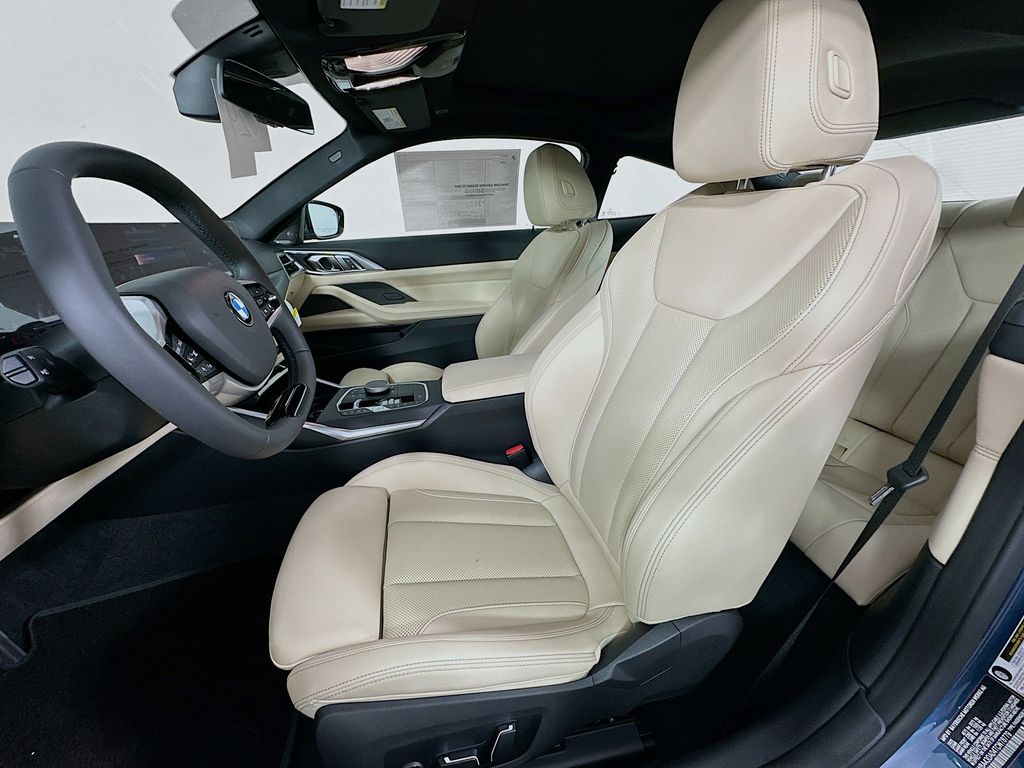 Thumbnail: 2026 BMW 4 Series - 16