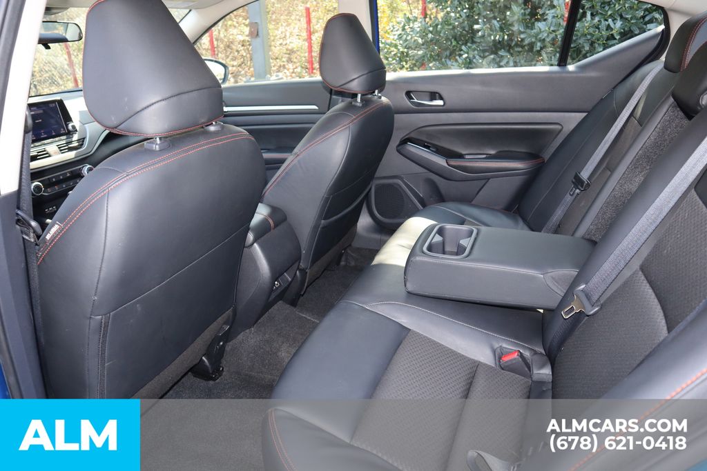 Used 2025 Blue Nissan 2.5 SR image 18