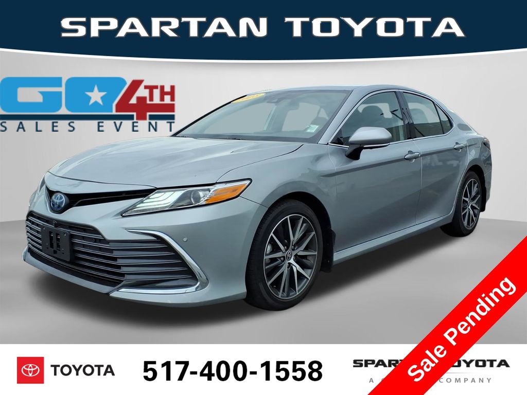 2023 Toyota Camry Hybrid XLE FWD