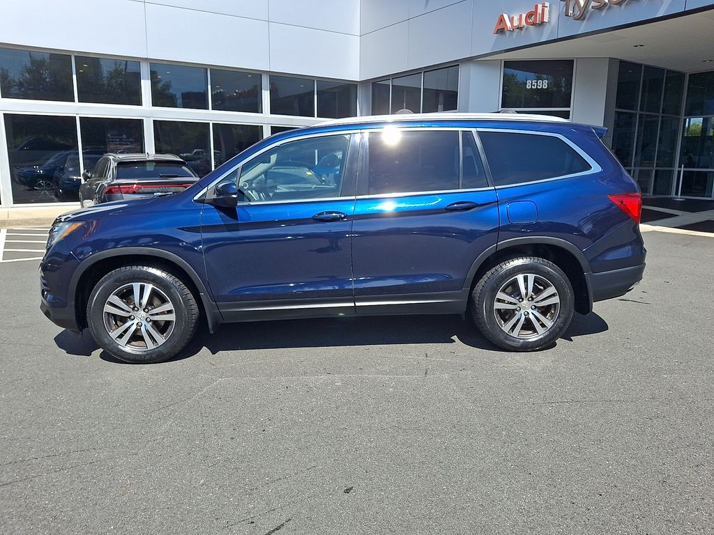 Thumbnail: 2016 Honda Pilot - 7
