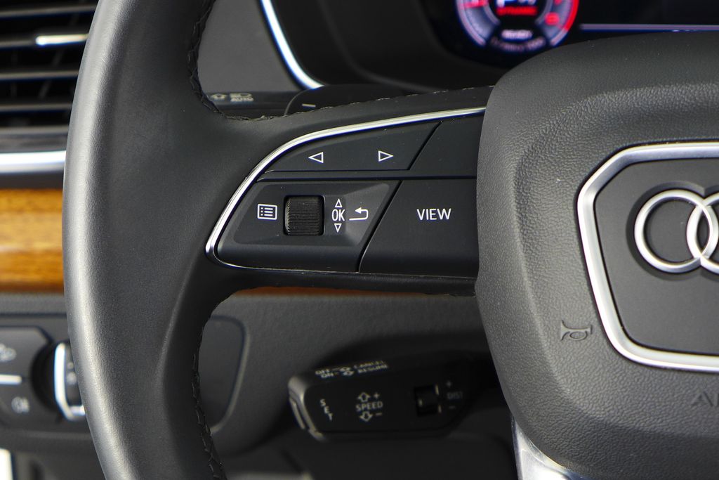 Thumbnail: 2023 Audi Q5 - 29