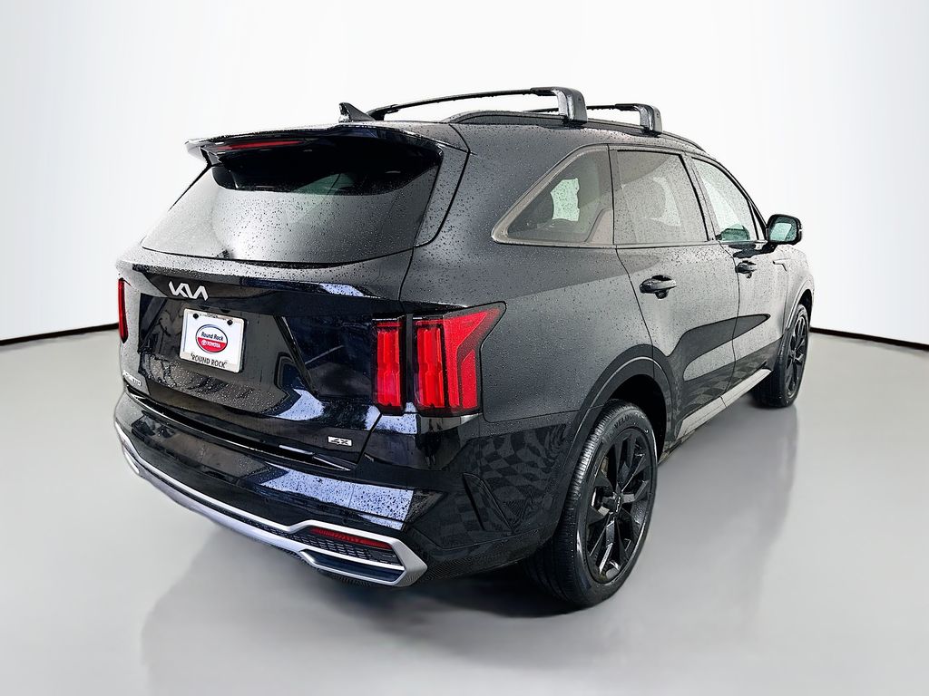 Thumbnail: 2023 Kia Sorento - 5