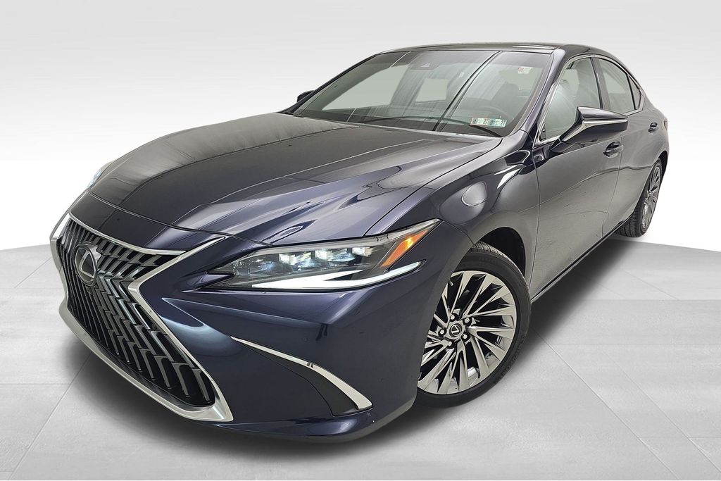 2025 Lexus ES