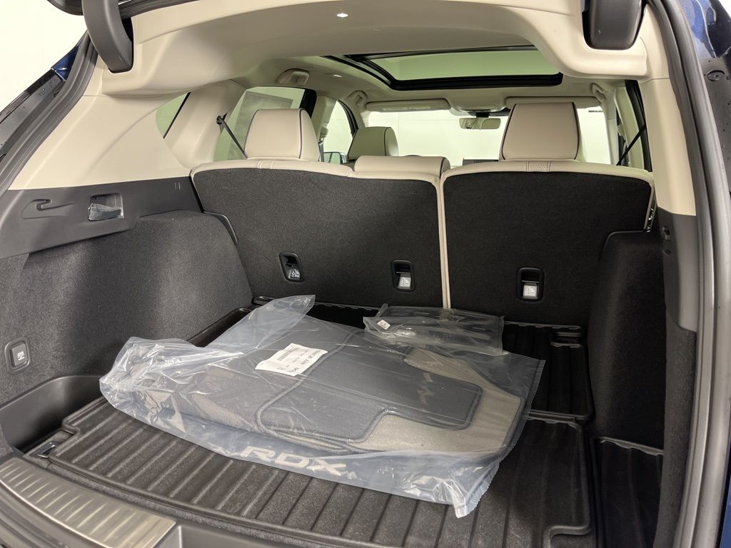 Thumbnail: 2026 Acura RDX - 20