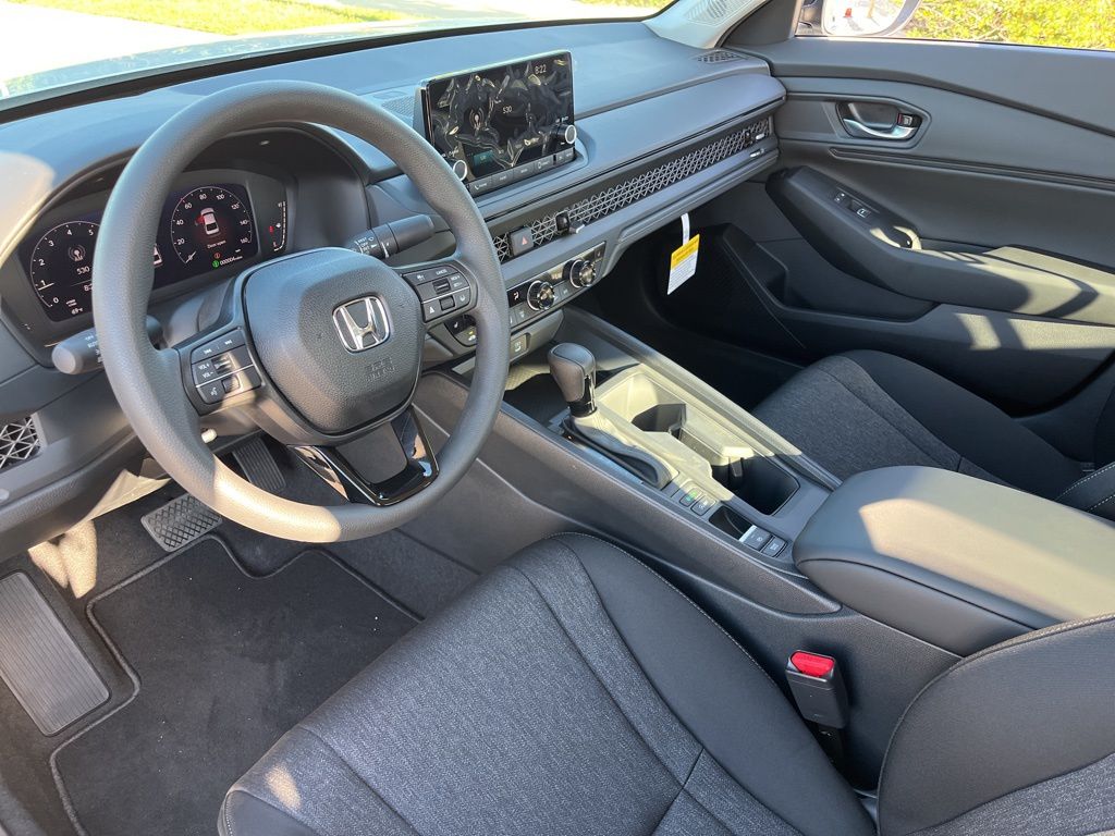 2025 Honda Accord SE 10