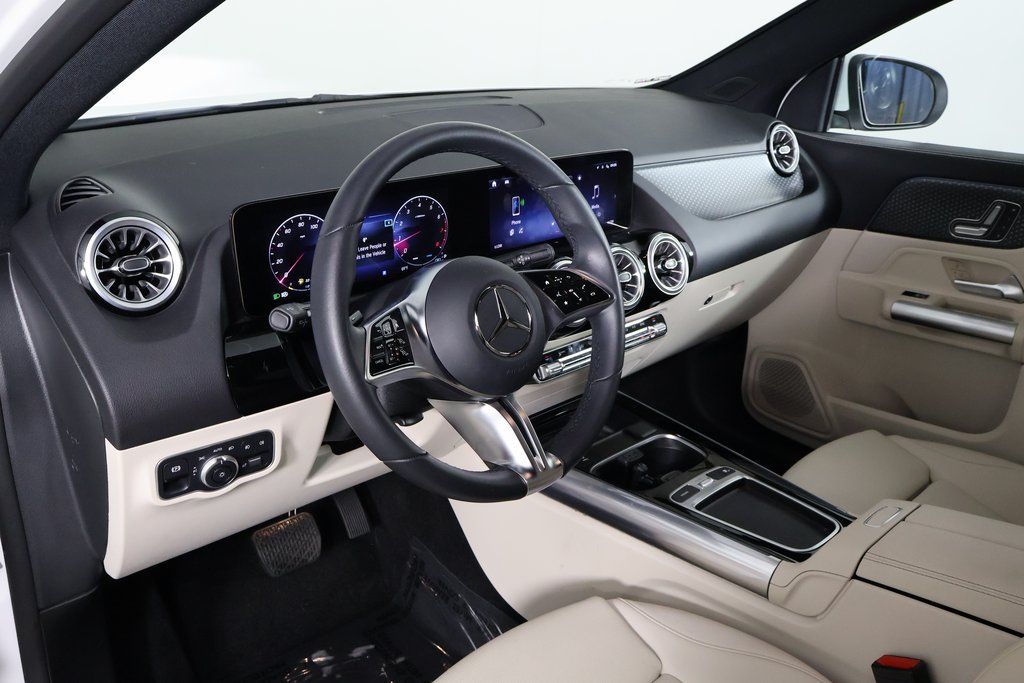 Thumbnail: 2025 Mercedes-Benz GLA - 7