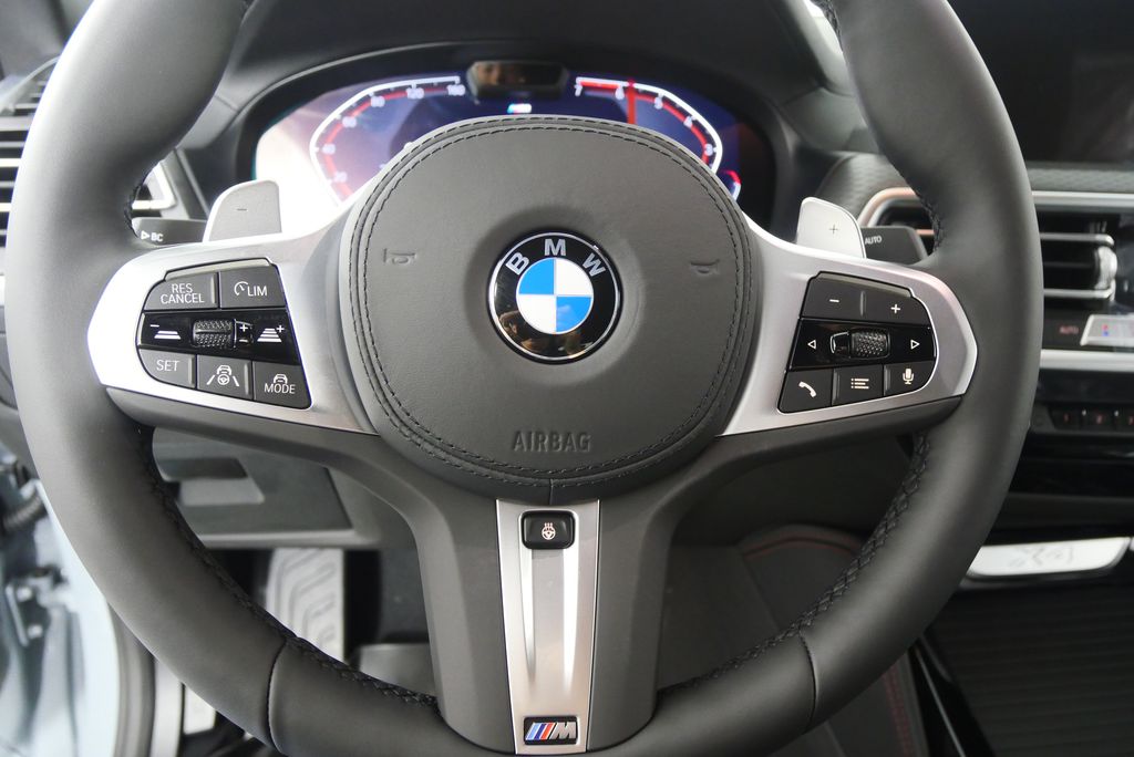 2025 BMW X4 xDrive30i 19