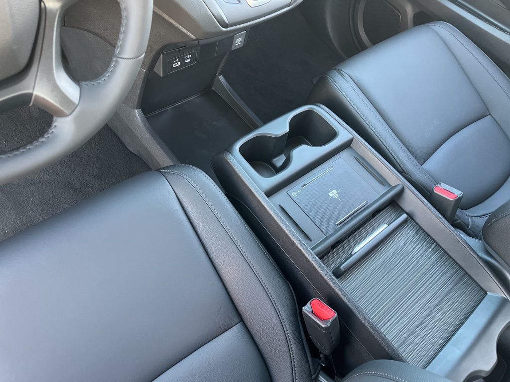 Thumbnail: 2026 Honda Odyssey - 12