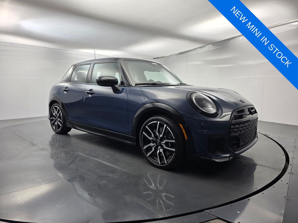 2026 MINI Cooper S Iconic